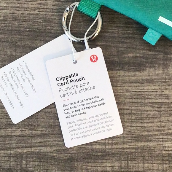 Lululemon Green Clippable Card Pouch - Picture 5 of 7